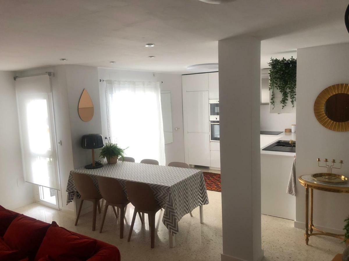 Apartamento Masai Victoria Beach. A 100 Metros De La Playa.